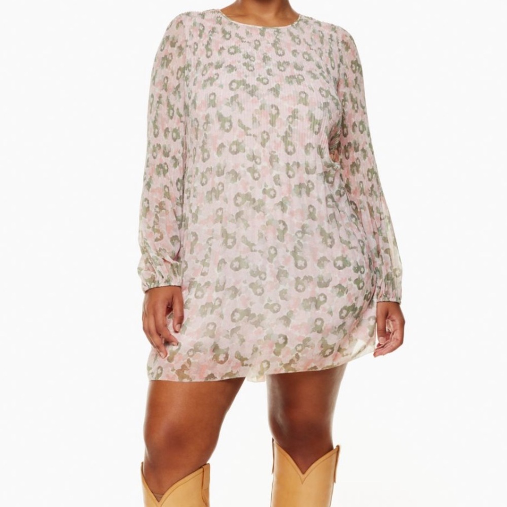 NWT ARITZIA DAYDREAMER MINI SZ SMALL